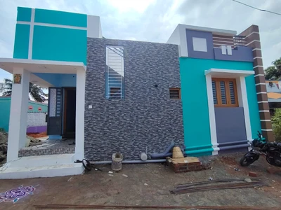 Individual Houss